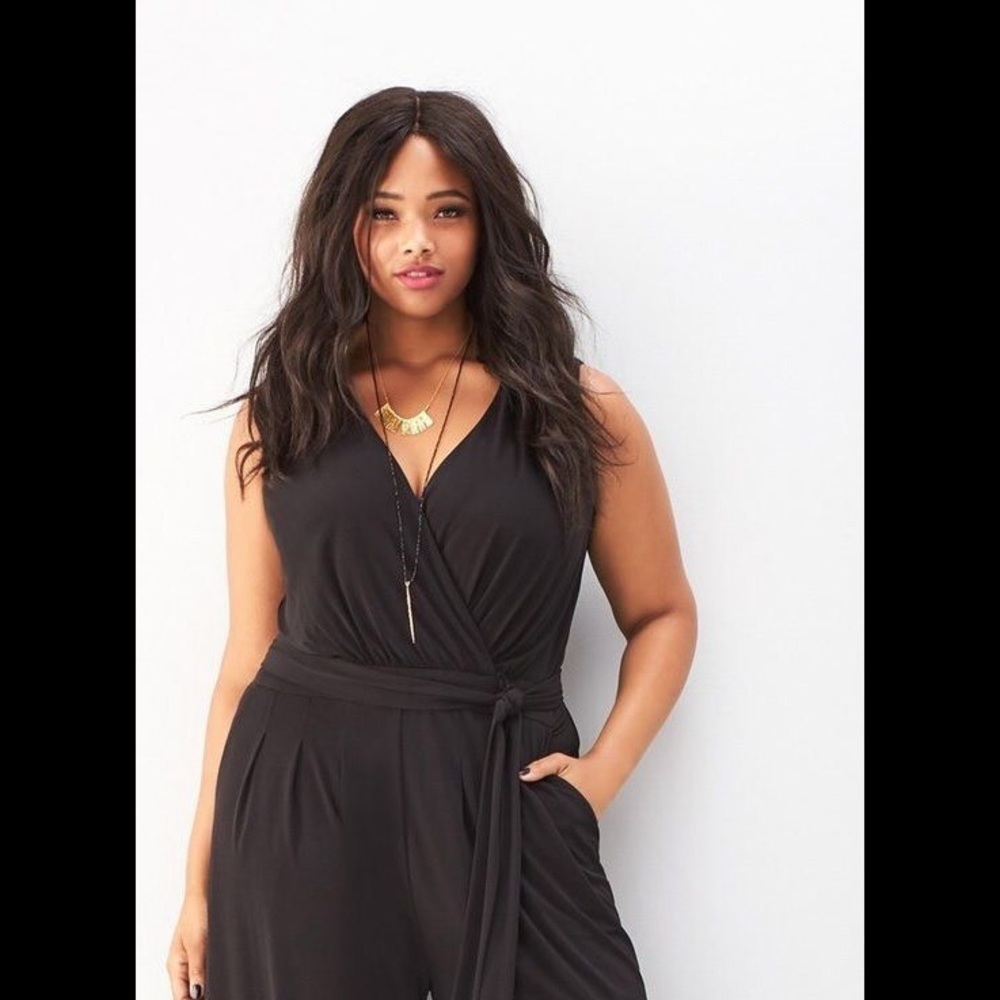 Torrid Plus Size Black Jumpsuit Sz ( Has sleeves)