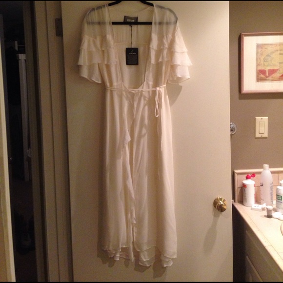 Reformation NWT Garbo Dress in White - Picture 5 of 8