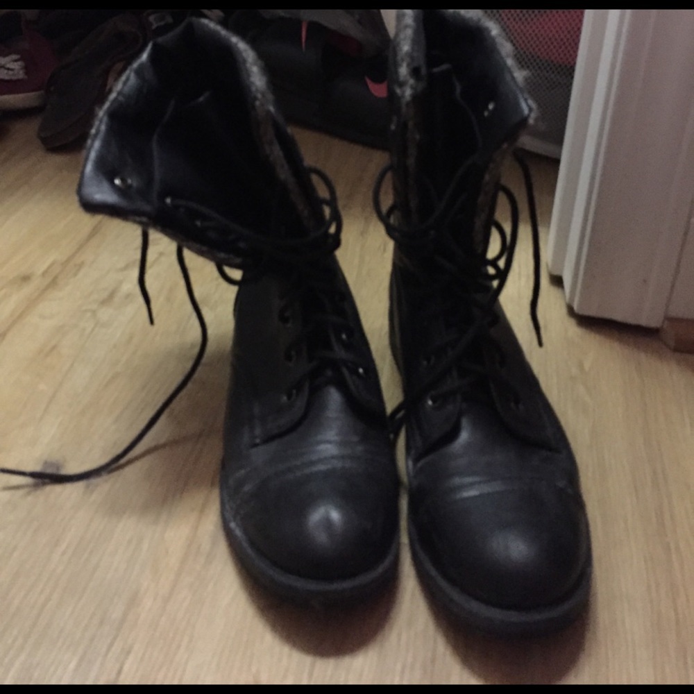 Comfortable Combat Boots