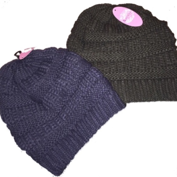 Warm Hats - 2 different colors - Picture 1 of 3