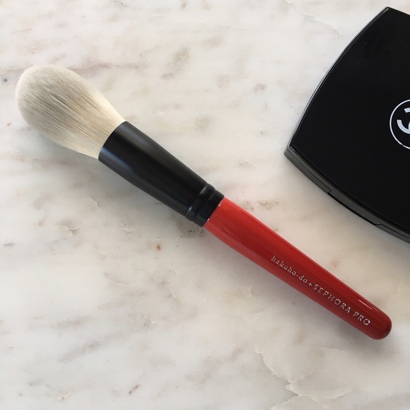 Sephora Other - hakuhodo + SEPHORA PRO large teardrop brush