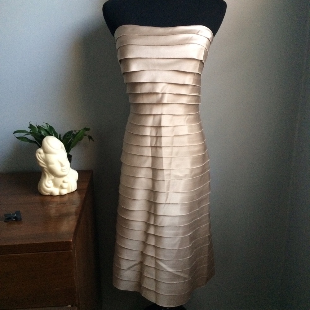 BCBG Strapless Tiered Bandage Midi Dress