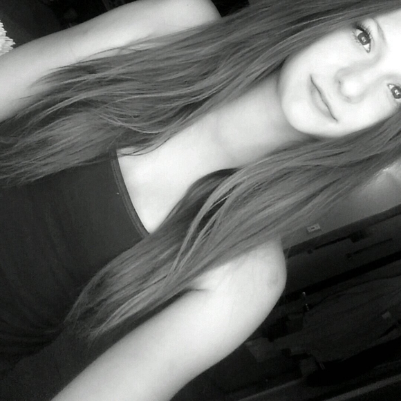 Meet your Posher, Fayth - Picture 1 of 1