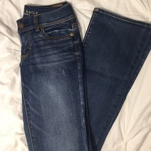 NWOT American Eagle kick boot jeans