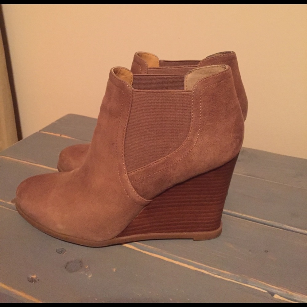 Audrey Brooke brown leather wedge booties