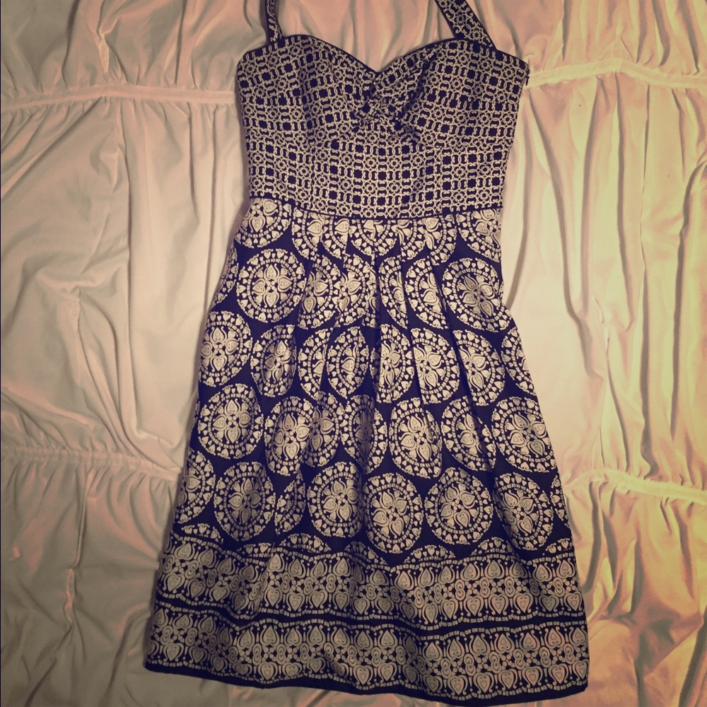 White House Black Market dress size 0
