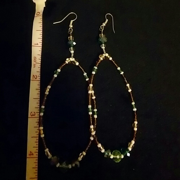 Handcrafted earrings (pair) - Picture 2 of 3