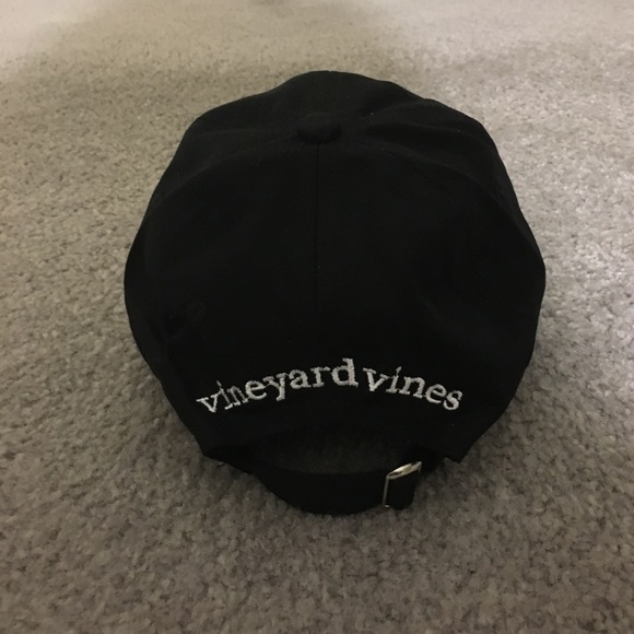black vineyard vines hat pink whale - Picture 2 of 2