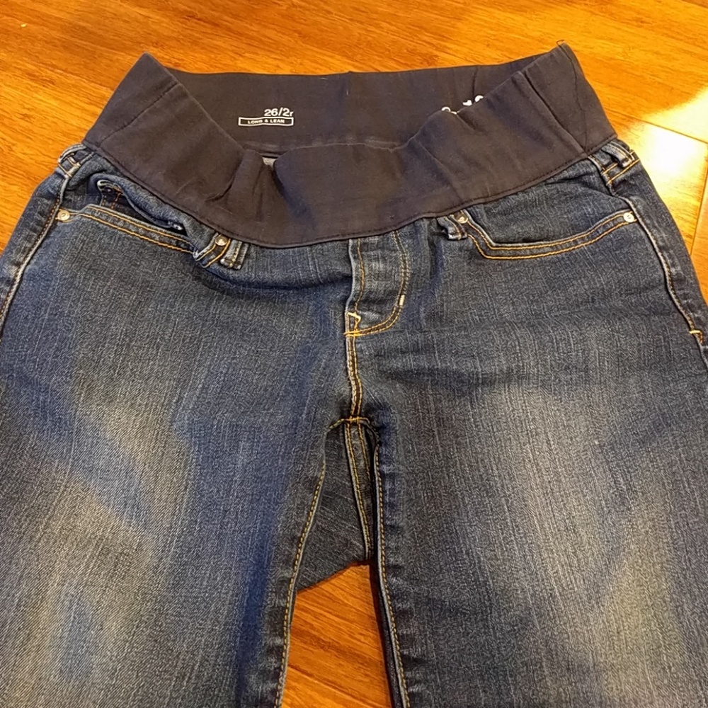 Gap Long and Lean maternity jeans