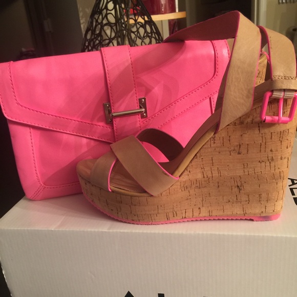 Wedge heel and clutch bag - Picture 1 of 1