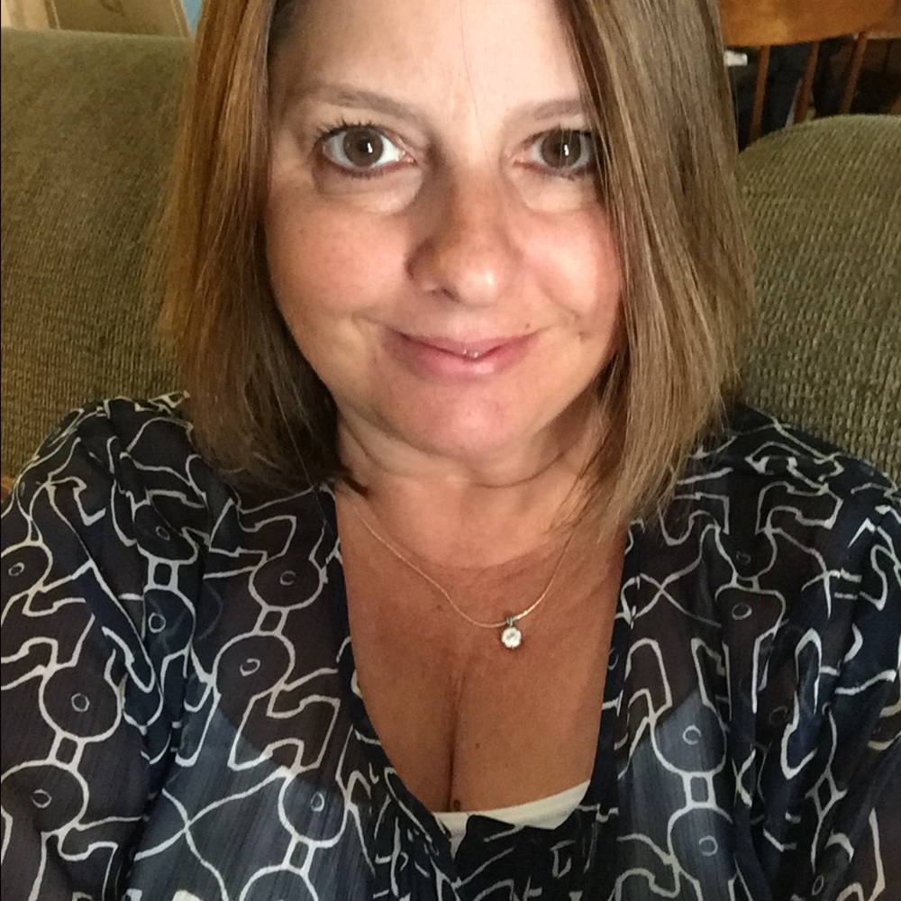 Meet your Posher, Diane