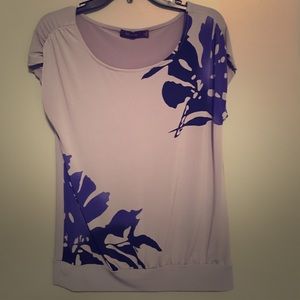 Gray floral limited top size M