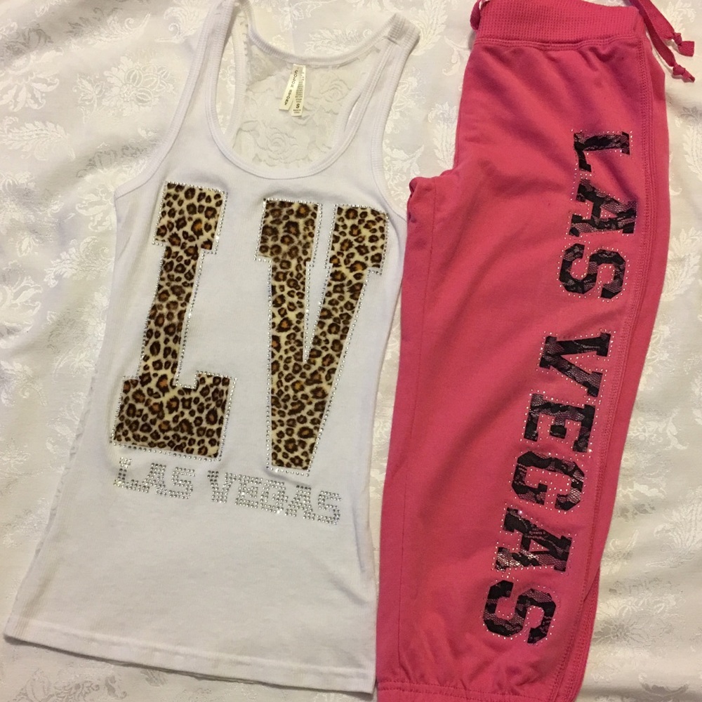 Matching Las Vegas outfit.