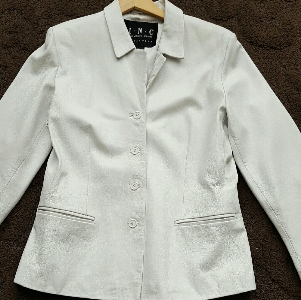 WHITE 100% LEATHER JACKET/ BLAZER