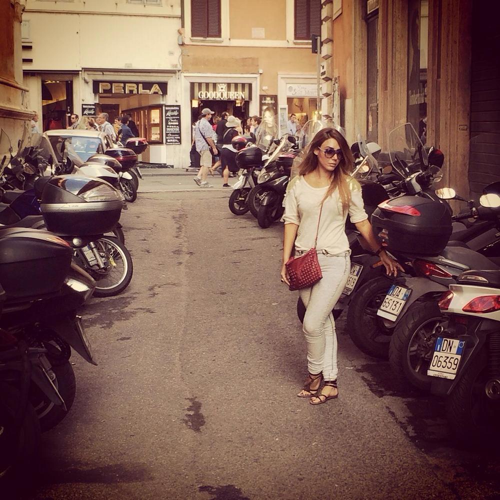 Meet your Posher, Annie