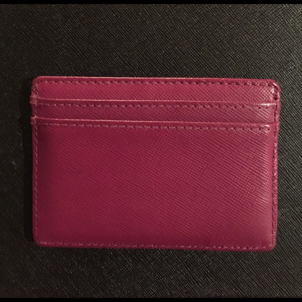 Sold out and rare!! Tory Burch slim card case - Picture 2 of 3