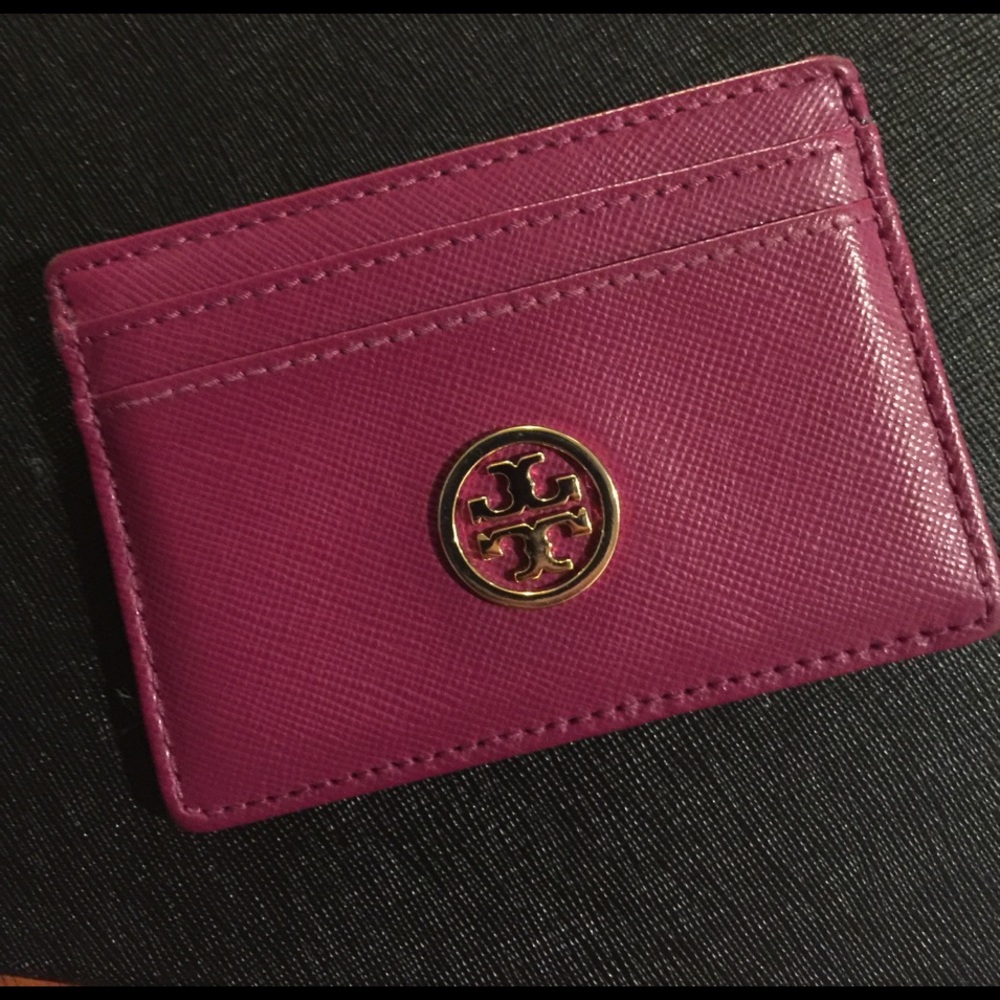 Sold out and rare!! Tory Burch slim card case - Picture 3 of 3