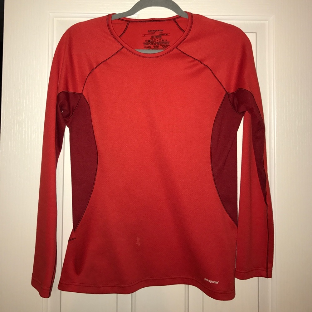 Patagonia red Caplene 3 top