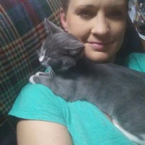 Meet your Posher, Angie