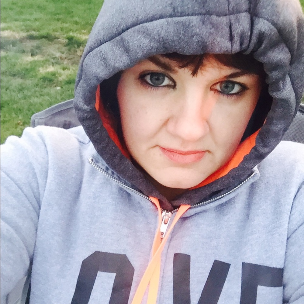 Meet your Posher, Jessica