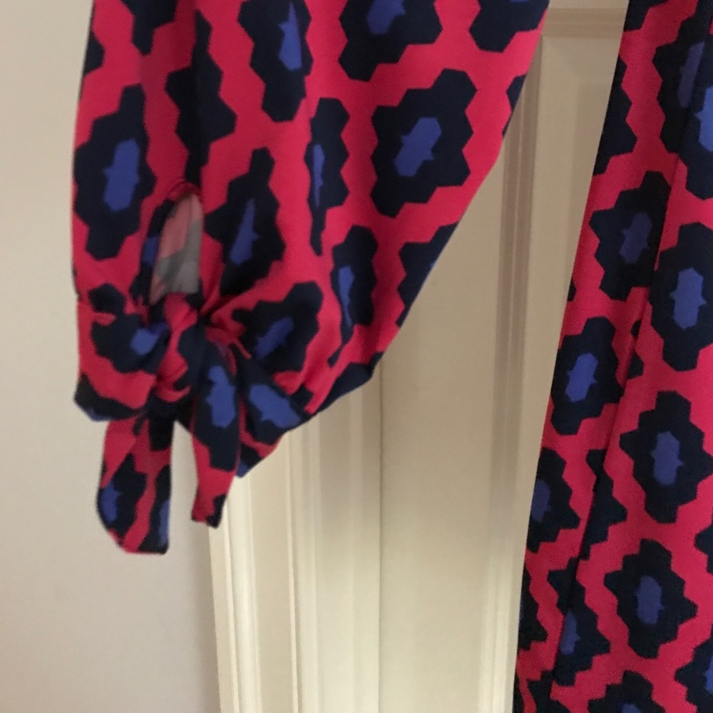 Tunic - Picture 2 of 2
