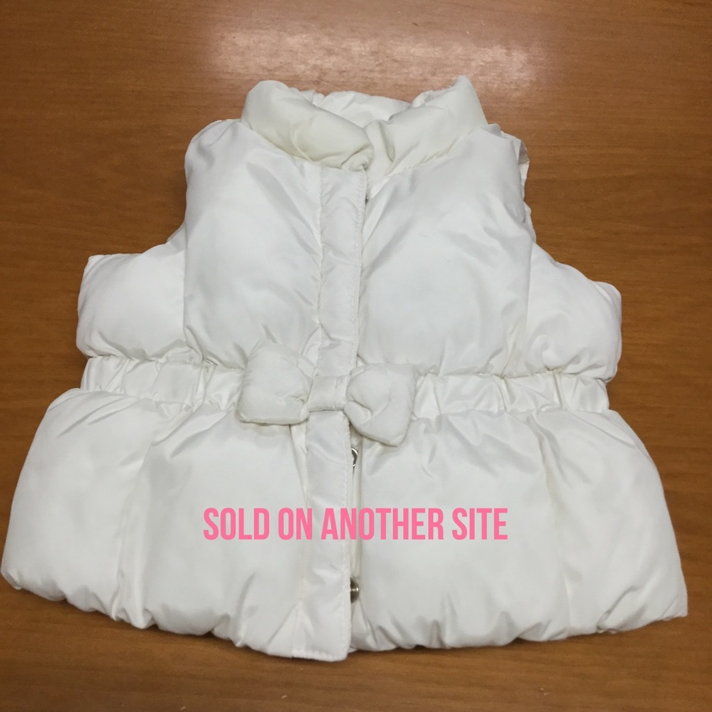 ECU Baby Gap White PUFFER VEST With Bow