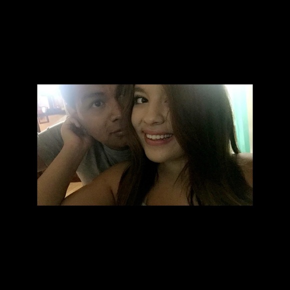 Meet your Posher, Alyssa - Picture 1 of 1