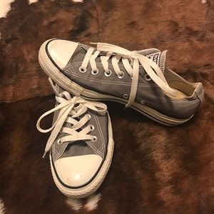 Size 8 converse
