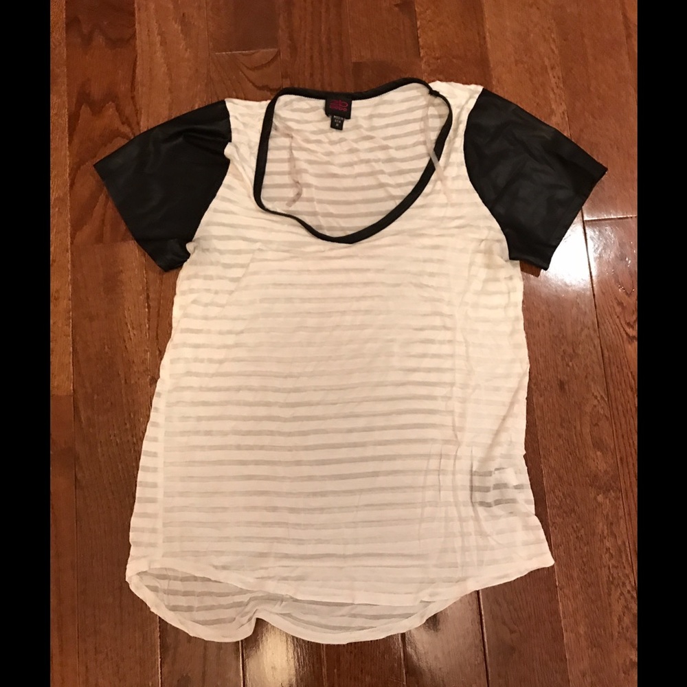 Cute Bebe top leather sleeves