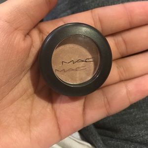 Mac eyeshadow