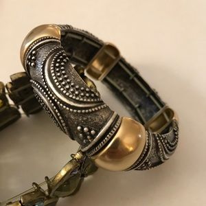 🌸 Robin Stretch Bracelet