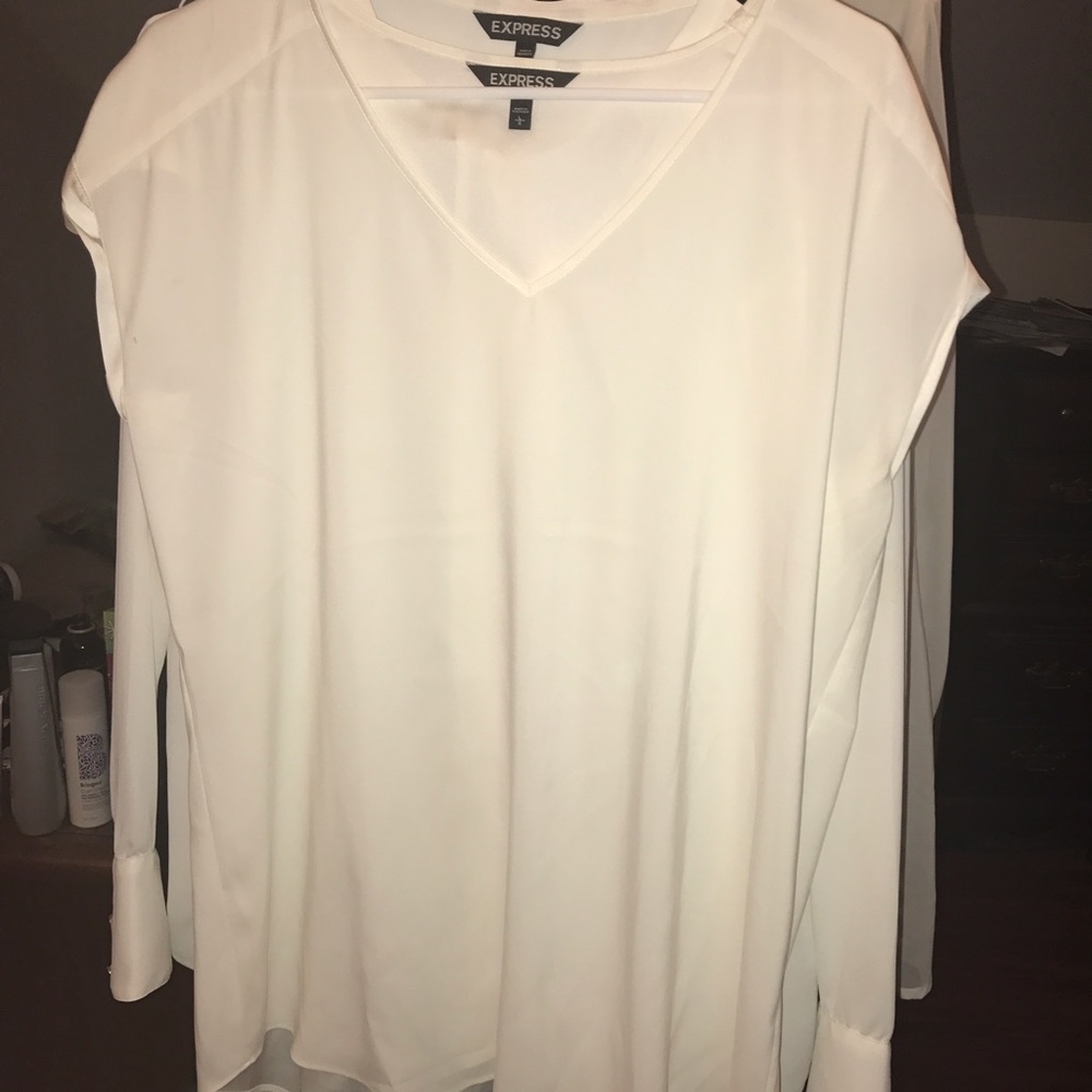 Express white short sleeve top.