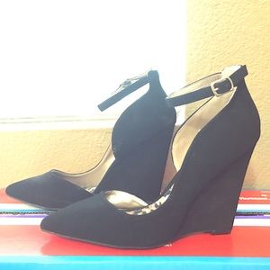 Black suede pointed toe wedge heel