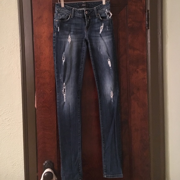 Kasil distressed denim. - Picture 1 of 4