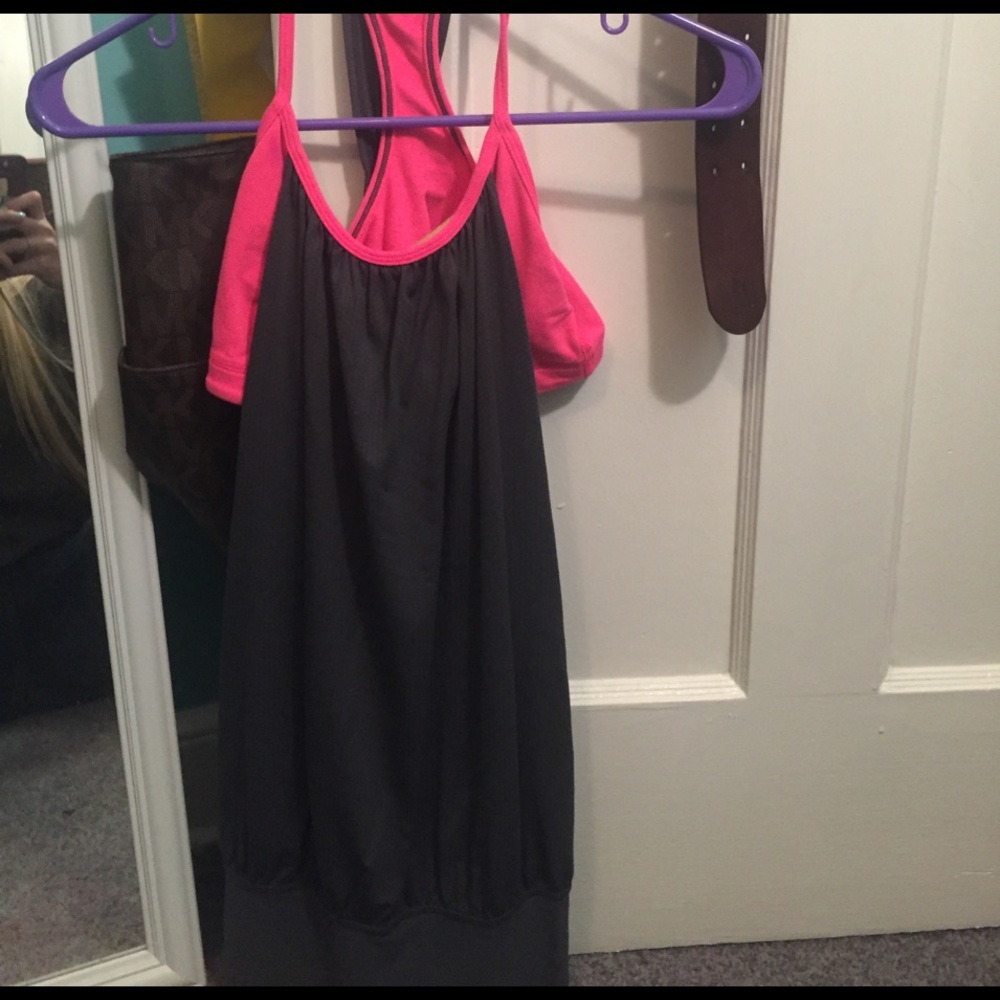 Lululemon workout tank