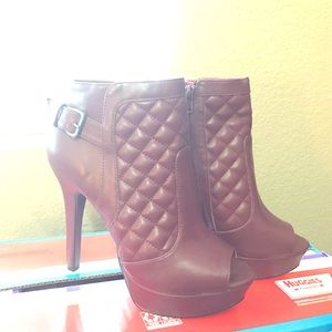 Burgundy quilted heel booties