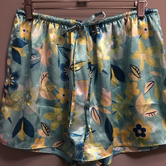Victoria's Secret Other - VS VICTORIA'S SECRET SZ Large Sleep Shorts Victoria's Secret Other - VS VICTORIA'S SECRET SZ Large Sleep Shorts