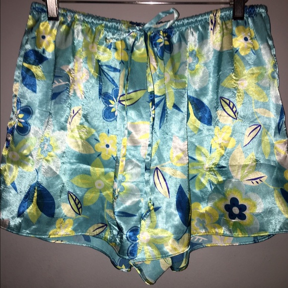 Intimates & Sleepwear - VS VICTORIA'S SECRET SZ Large Sleep Shorts Intimates & Sleepwear - VS VICTORIA'S SECRET SZ Large Sleep Shorts