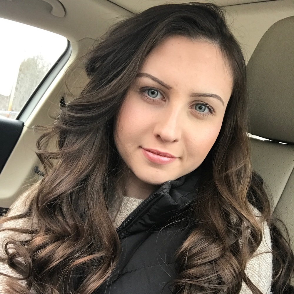 Meet your Posher, Ashley