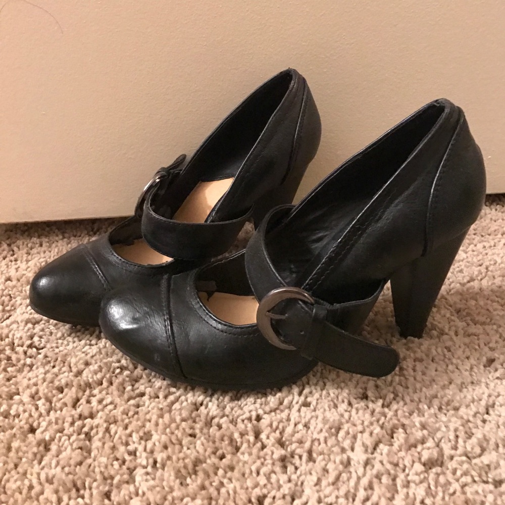 NWOT Black Mary Jane style Pump
