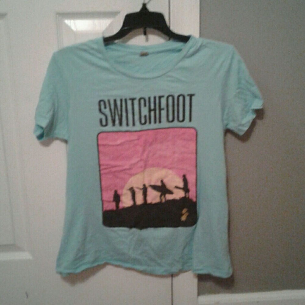 Switchfoot Tshirt & Free Button