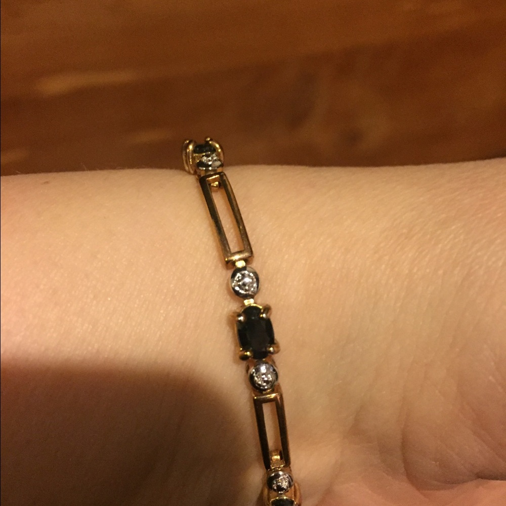 Beautiful gold and sapphire bracelet