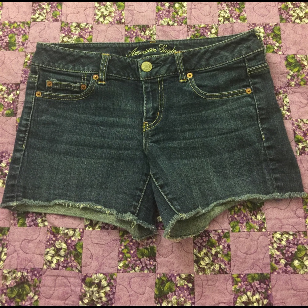 AE shorts