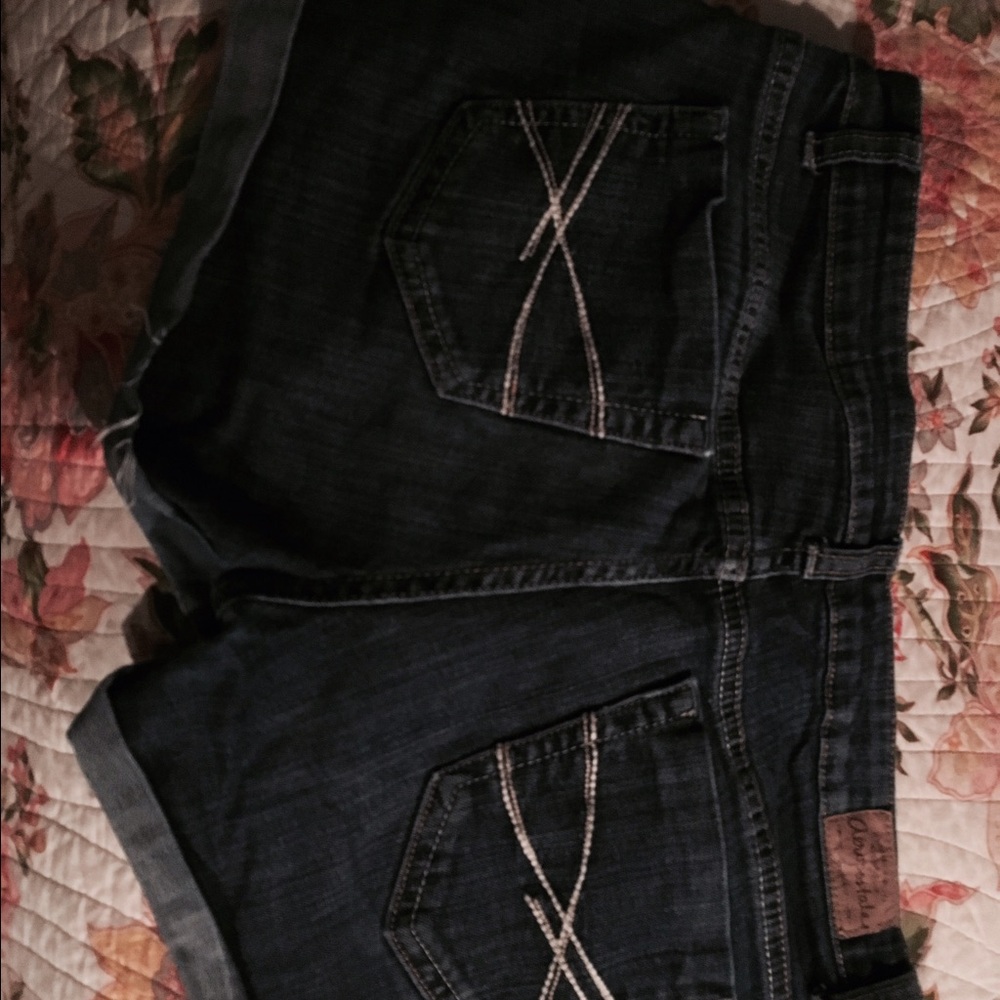 Shorts - Picture 2 of 2