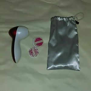 Face scruber