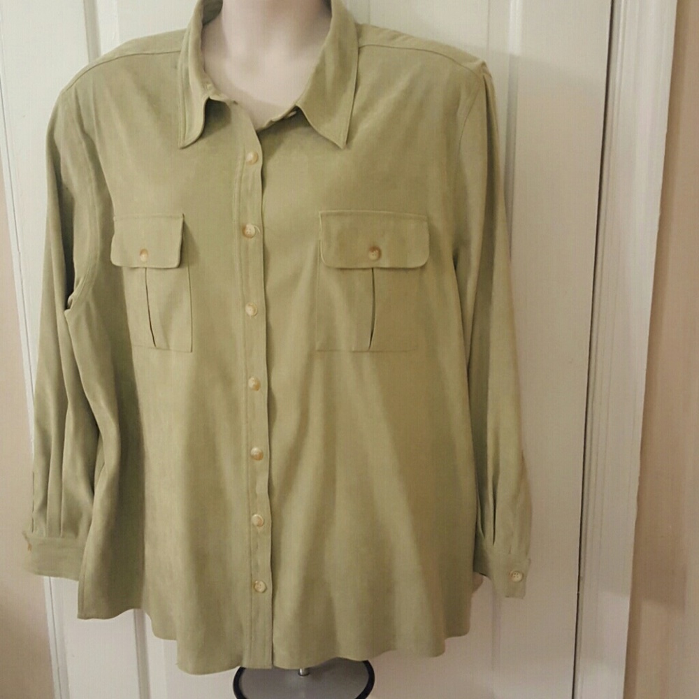 Capistrano Essentials 3X Lime Green Button Down T