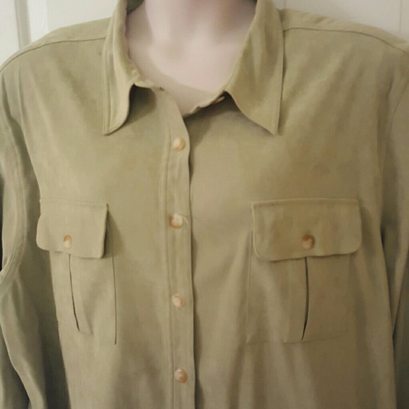 Capistrano Essentials 3X Lime Green Button Down T - Picture 3 of 4