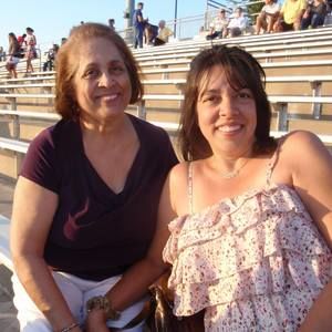 Meet your Posher, Connie