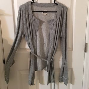 Grey open cardigan with fabric belt