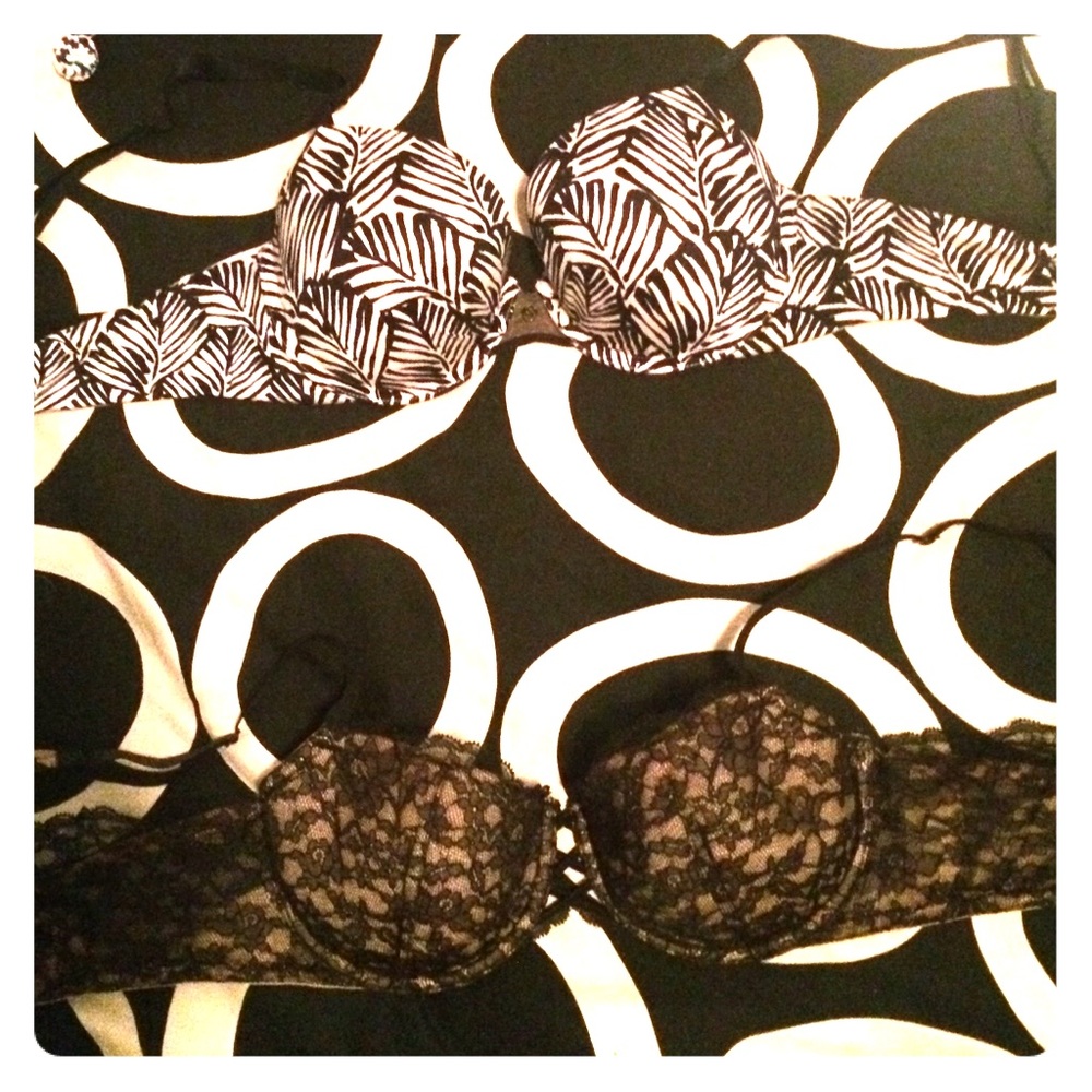 💋Victoria's Secret Bras, and a VS Swim Top